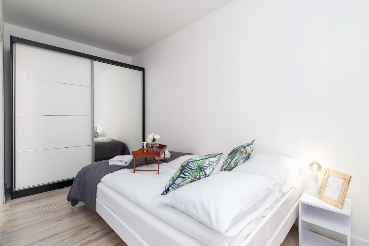 Salsa Apartments Cracow By Renters 克拉科夫 外观 照片