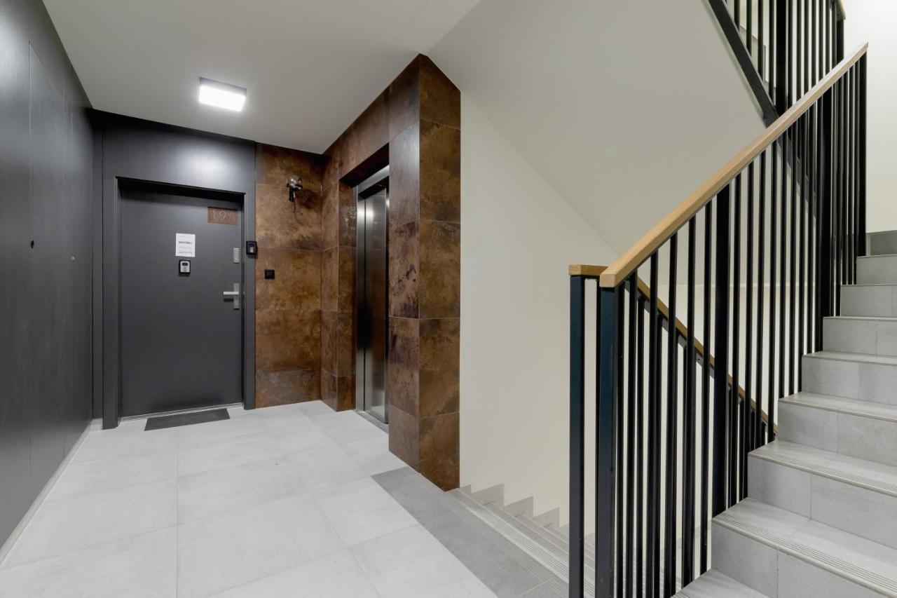 Salsa Apartments Cracow By Renters 克拉科夫 外观 照片